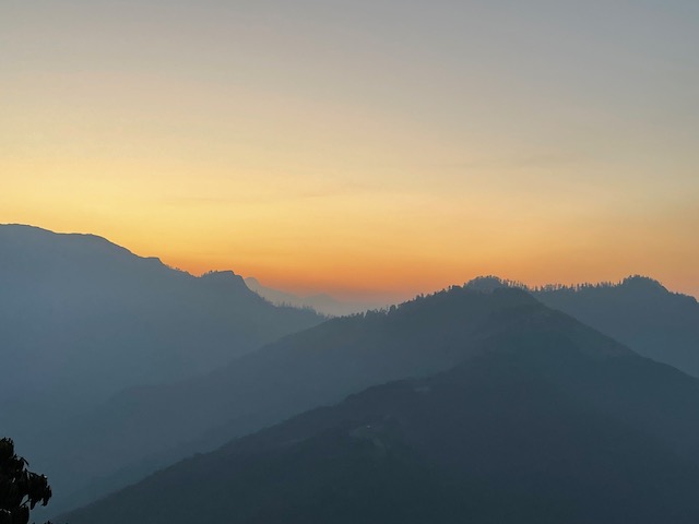 Sunrise, walking up to Poon Hill (3,210m)