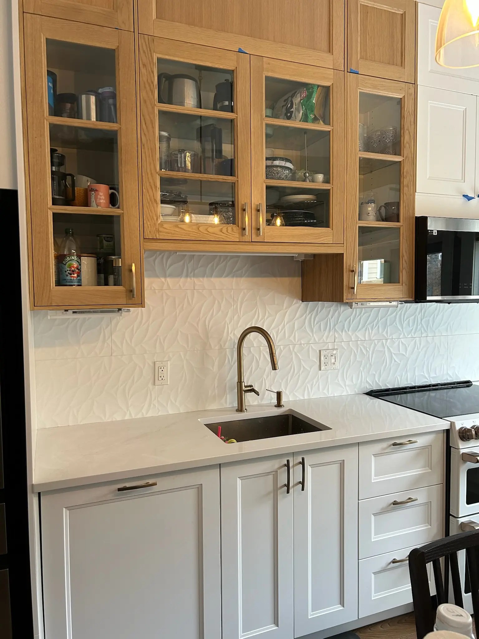 interiorikeakitcheninstallandbacksplash.webp