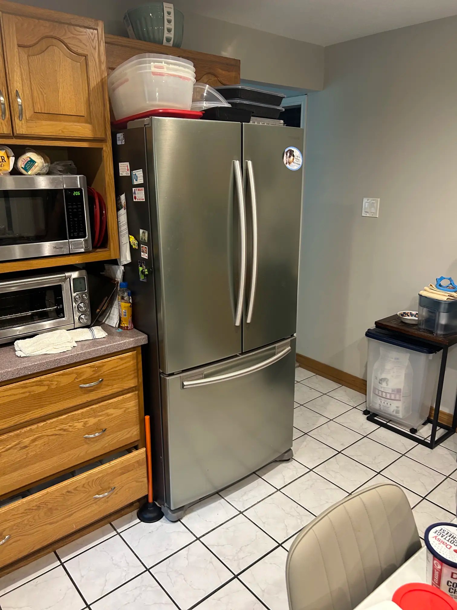 refrigerator that was leaking water under the crispers