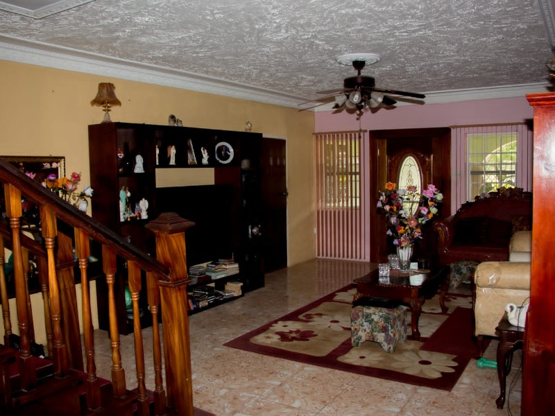10 Bedroom 8 Bathroom House For Sale on St David Road, Green Acres, St