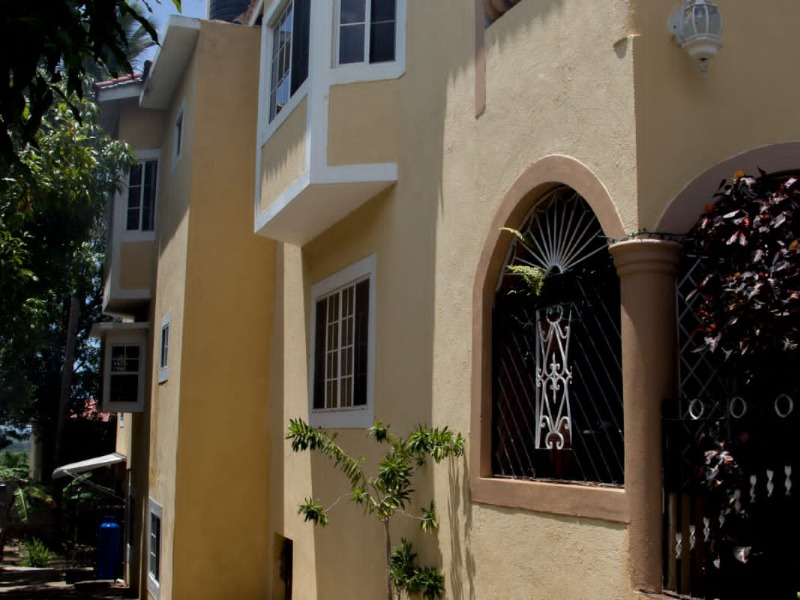 10 Bedroom 8 Bathroom House For Sale on St David Road, Green Acres, St