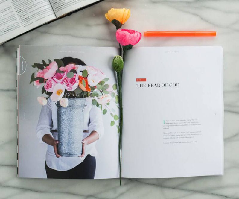 Booklet Devotions In Proverbs Mercy Truth - Beautiful Dark Pattern - HD