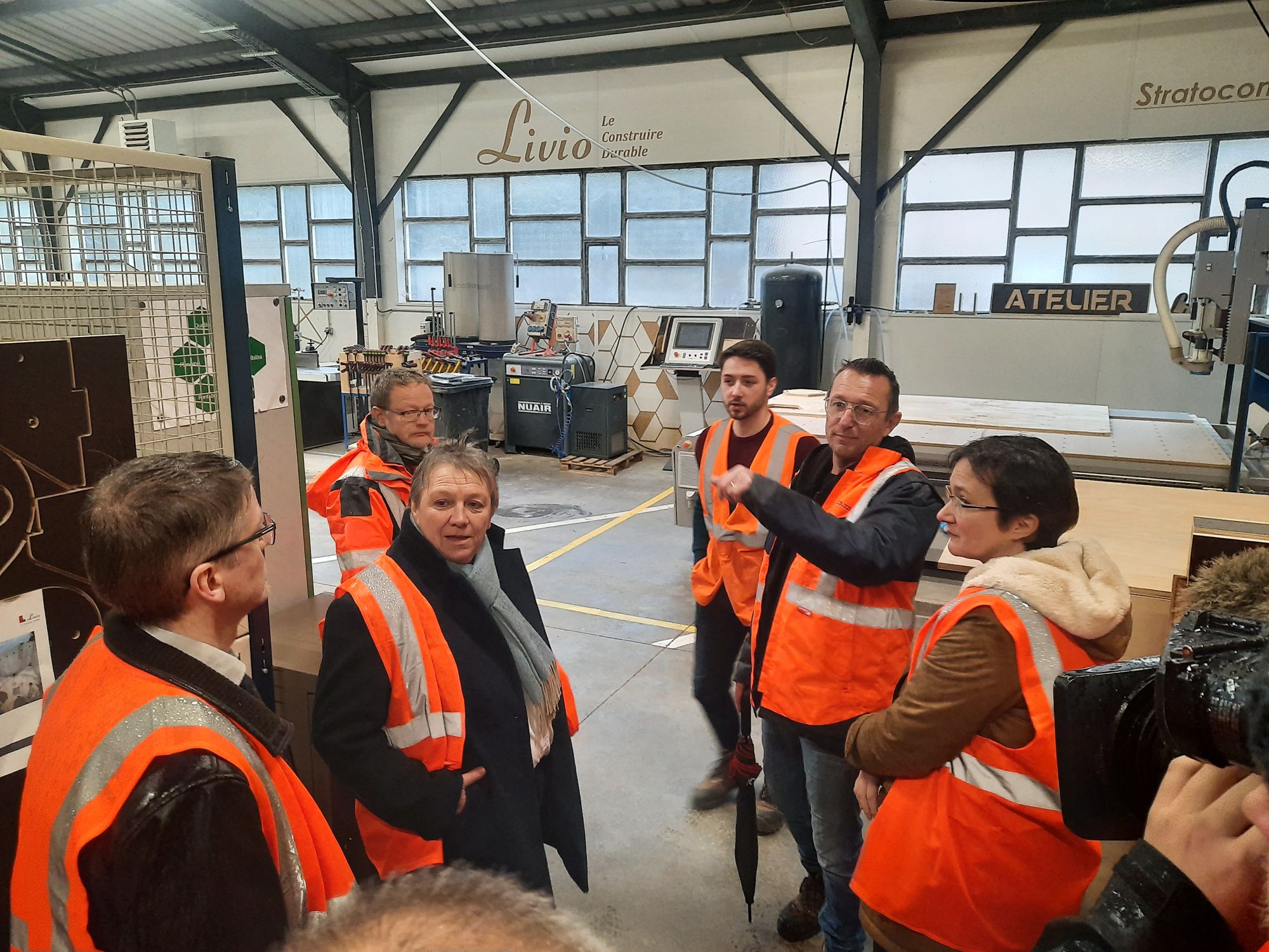 La Pr Vention Des Accidents Sur Les Chantiers Et Dans Les Ateliers Du - High Resolution Light Wallpapers for Desktop