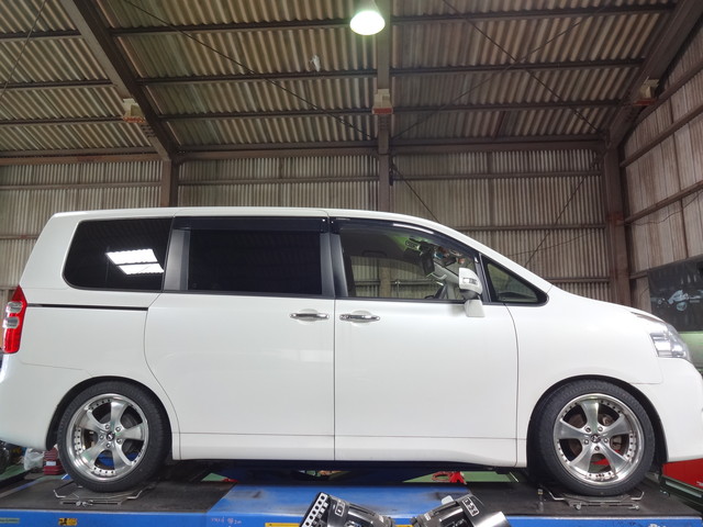 tanabe ダウンサス ヴォクシー70