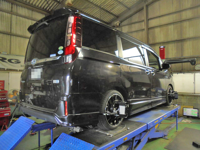 取付工賃込み】80系ヴォクシー、ノア、エスクァイア 4WD用 RS⭐︎R Ti2000