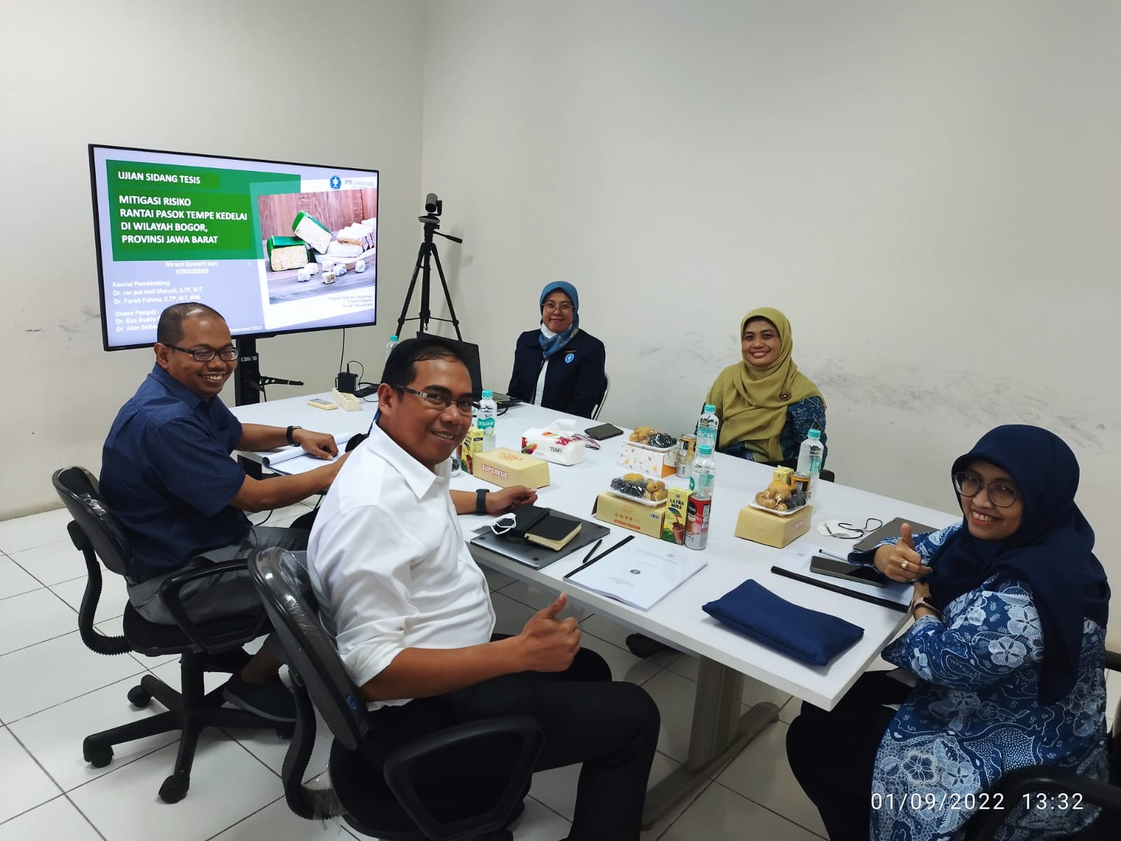 Program Studi Pascasarjana Ilmu Manajemen telah kembali melaksanakan Sidang Tesis secara onsite atau luring