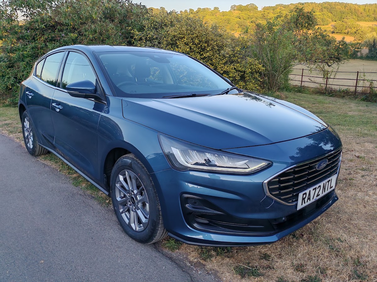 FORD FOCUS 1.0 ECOBOOST HYBRID MHEV TITANIUM 5DR AUTO 13,800.00...