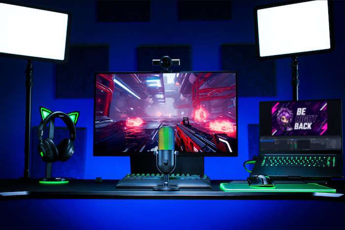 Razer Seiren V3 Chroma 32-Bit DSP Review