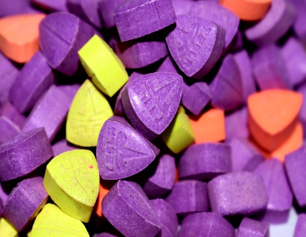 Multi Colored Tesla 220mg Multi Colored Tesla 220mg
