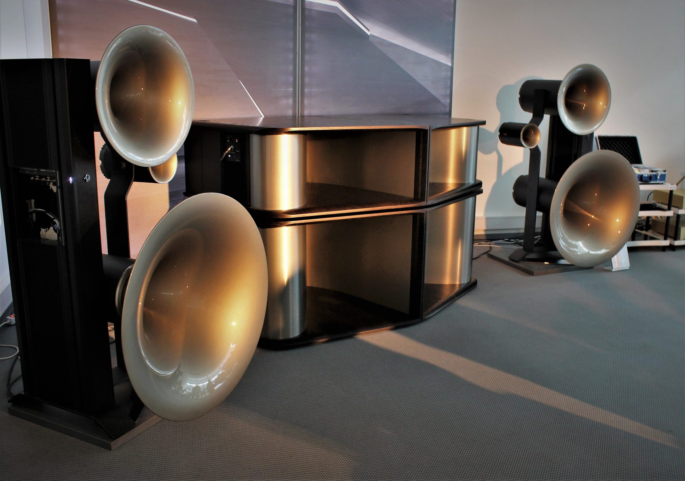 The Big Avantgarde Room | High End 2022 - pt.AUDIO