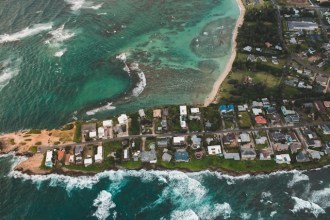 Airlines Suspend All Flights to Hawaii Amid Pacific Tsunami Warning