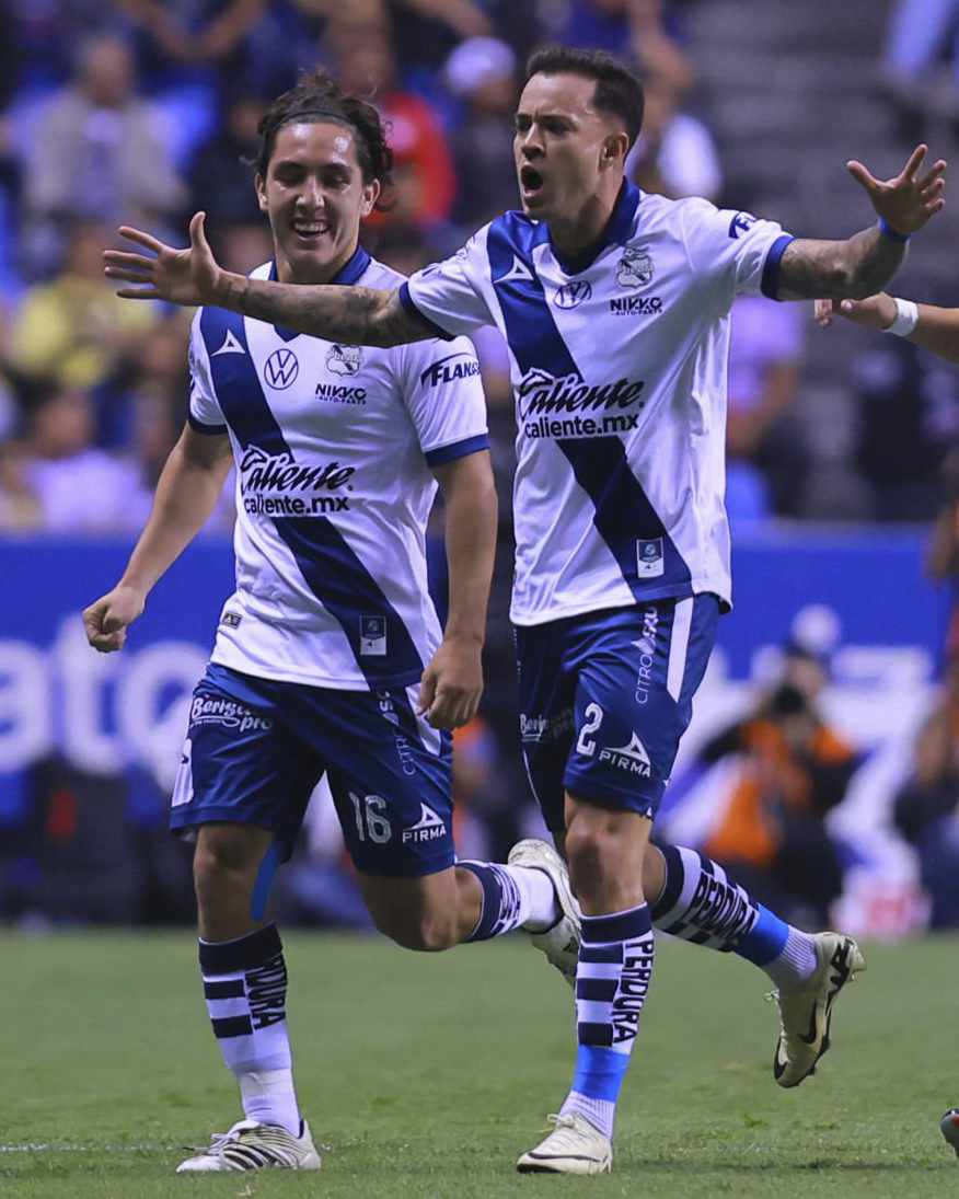 Uniforme Local Puebla 2024