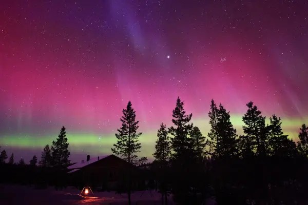 Caçando Auroras Boreais e a Ciência Por Trás do Fenômeno e Onde Vê-lo