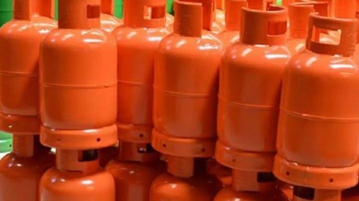 Cooking gas imports rise as govt battles price surge