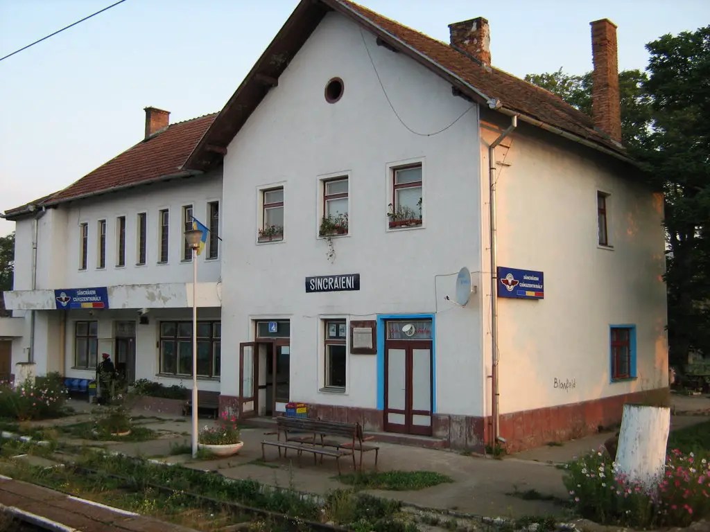 O persoană a murit după ce a fost lovită de un tren, la ieşirea din gara Sâncrăieni, Harghita