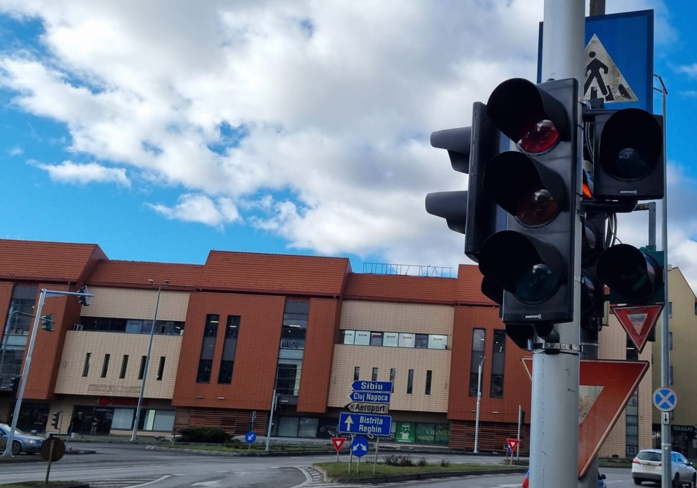 De săptămâna viitoare începe demontarea semafoarelor vechi din Târgu Mureș