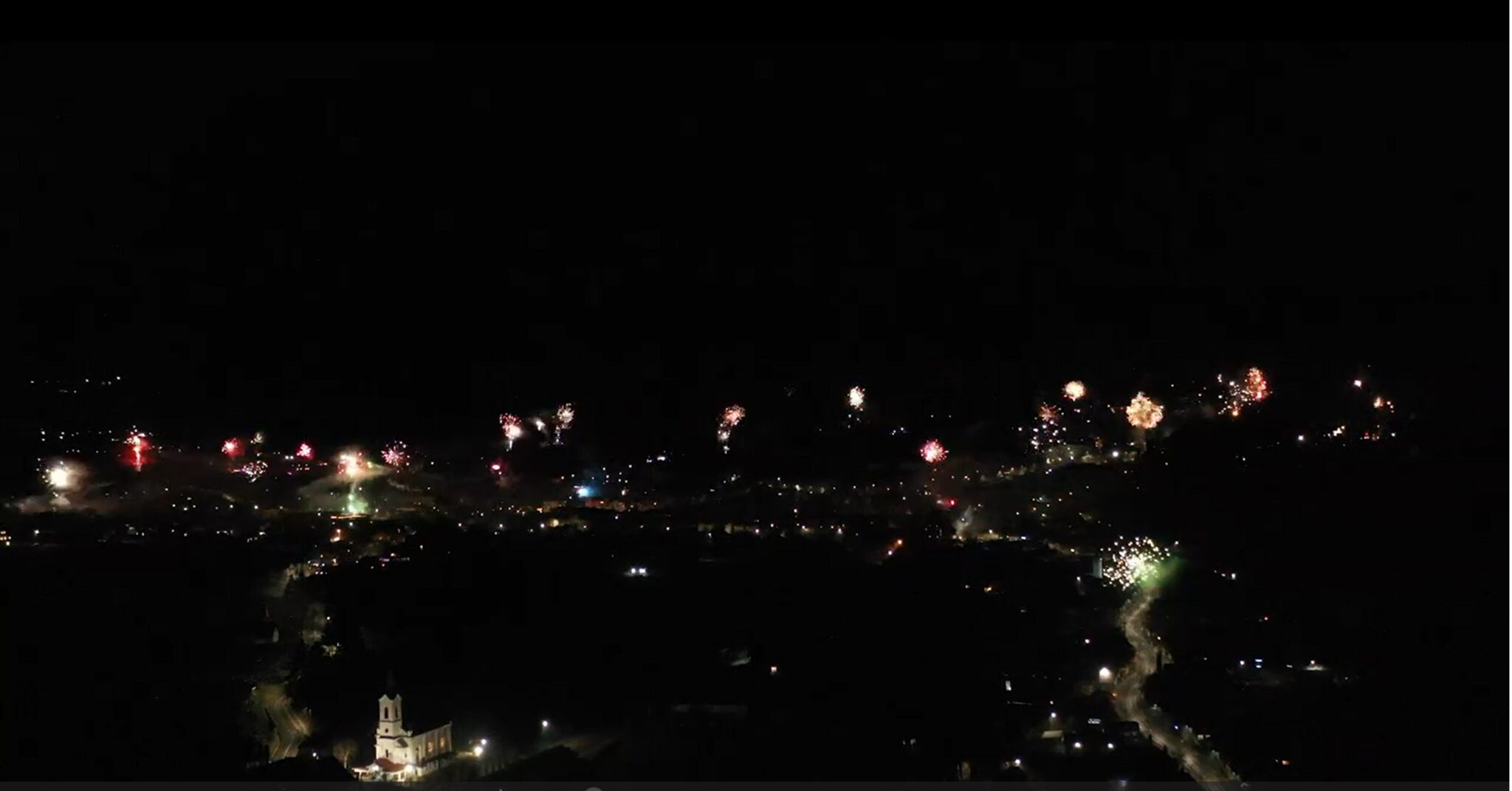 (Video) Revelion spectaculos cu artificii la Sovata