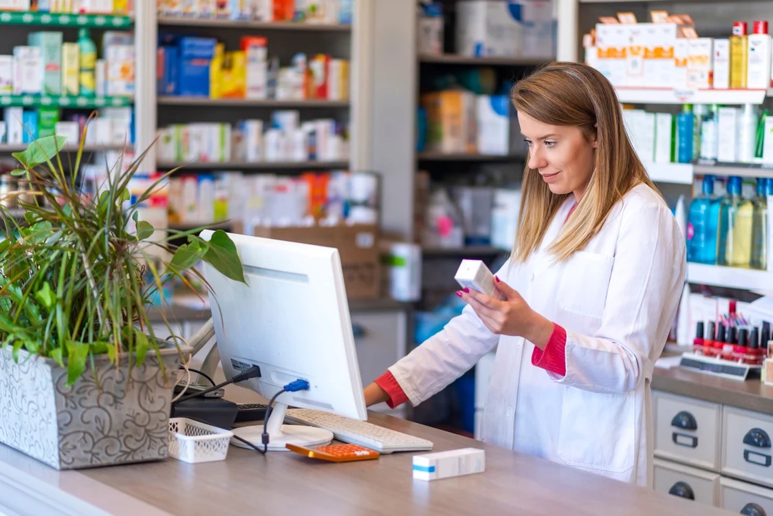 Lista celor 20 antibiotice care pot fi eliberate din farmacie fără rețetă, în doză de urgență