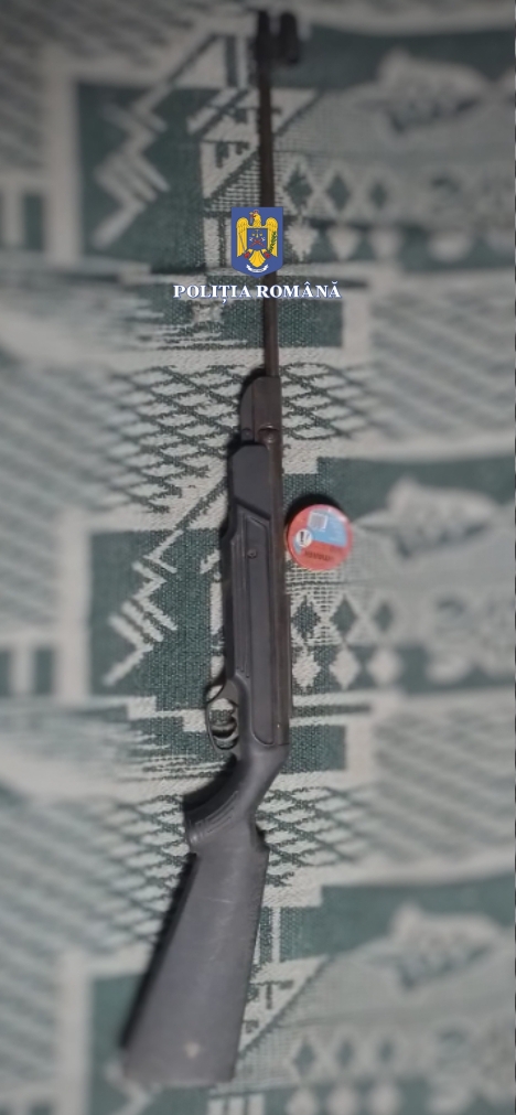 Armă deținută fără drept de un bărbat din Saschiz