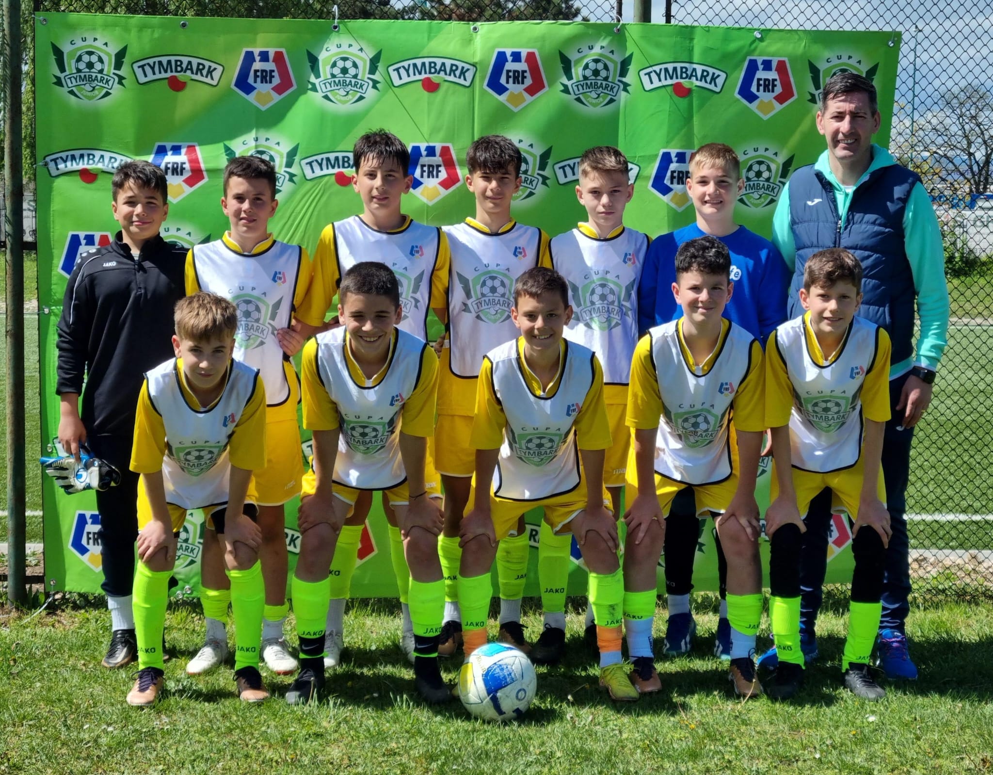 Școala gimnazială Tudor Vladimirescu pe locul 1 la Cupa Tymbark U12 la Brașov
