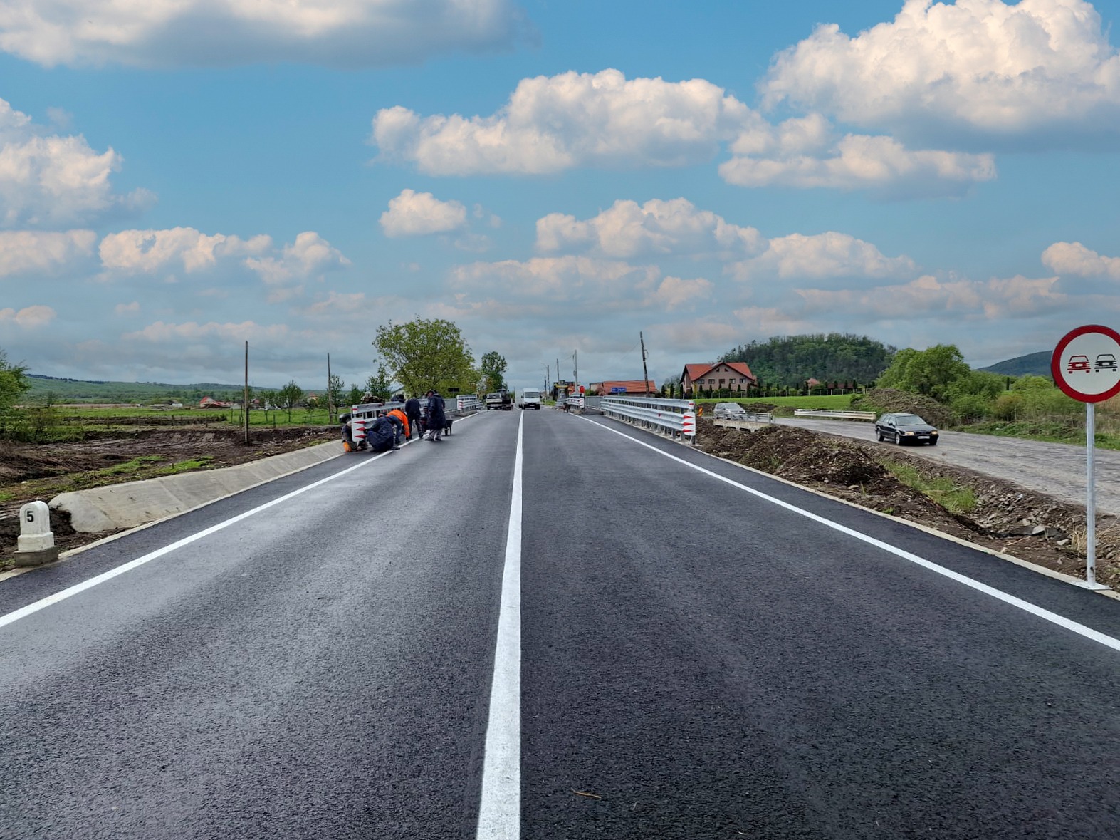 (P) Péter Ferenc: Modernizăm drumuri și poduri pentru un transport sigur