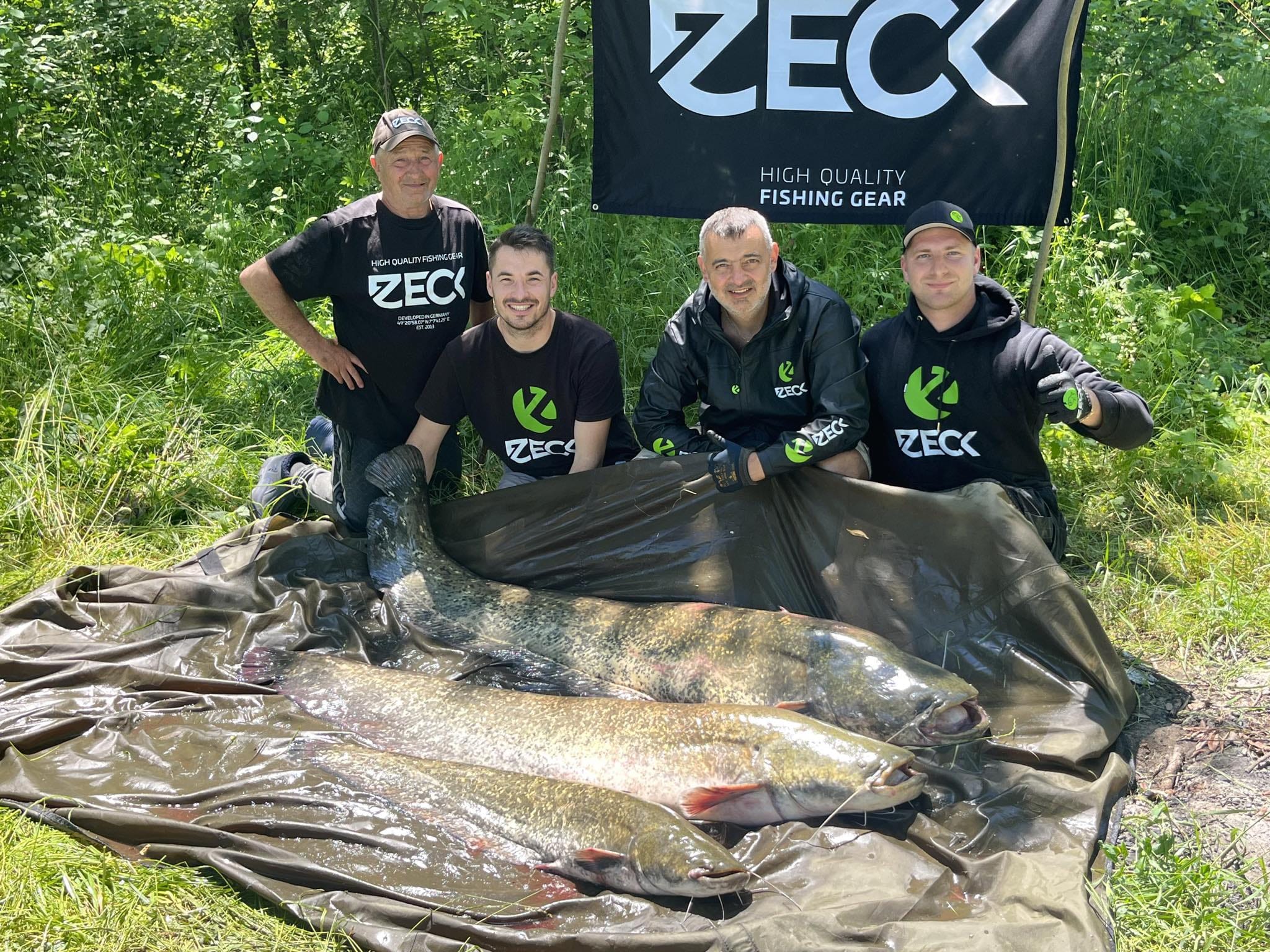 (Video) Capturi enorme de somn ale unei echipe de pescari din Târnăveni