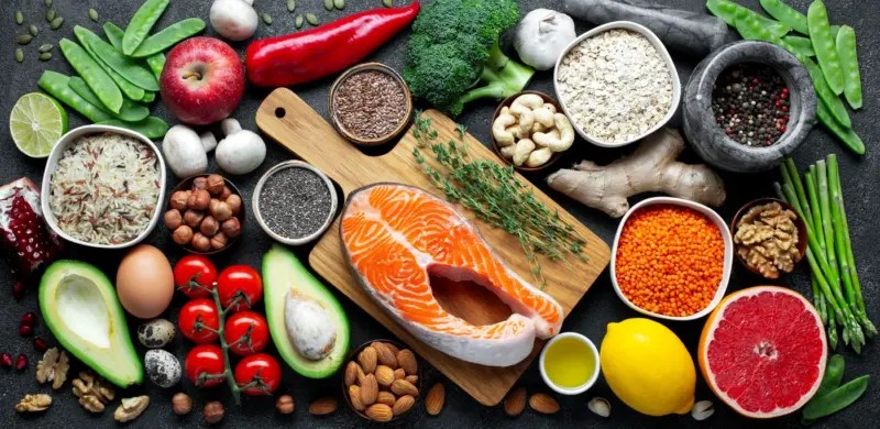 Cum să învingi canicula prin alimentație
