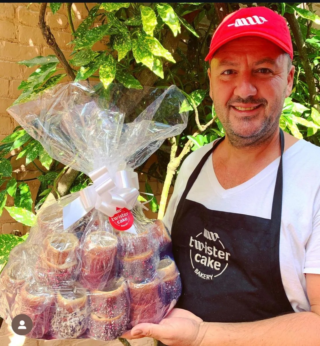 Kürtőskalács și Gomboț cu prune vândute într-o piață din New York (video)