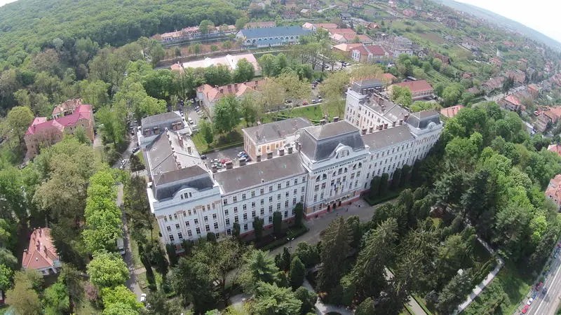 Încep lucrările la două investiții majore ale UMFST: Biblioteca Centrală și Centrul SPACE X 