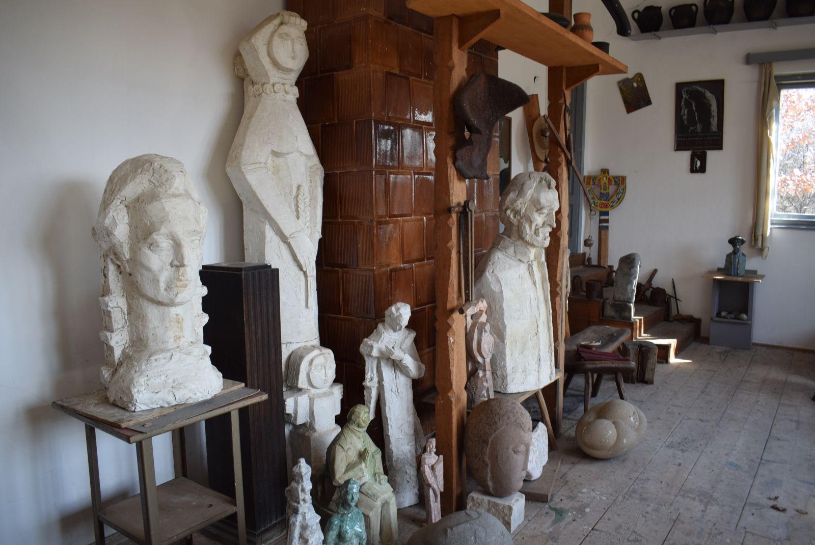 Consiliul Județean Mureș va achiziționa casa unde a locuit sculptorul, pictorul și scriitorul Ion Vlasiu
