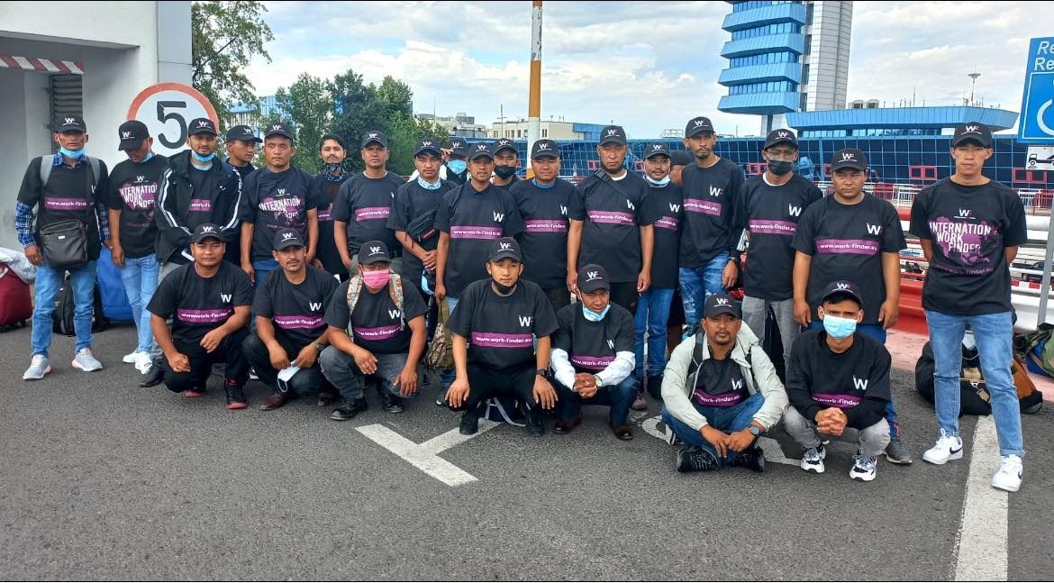 Companiile au ajuns la disperare pentru că nu mai găsesc angajați