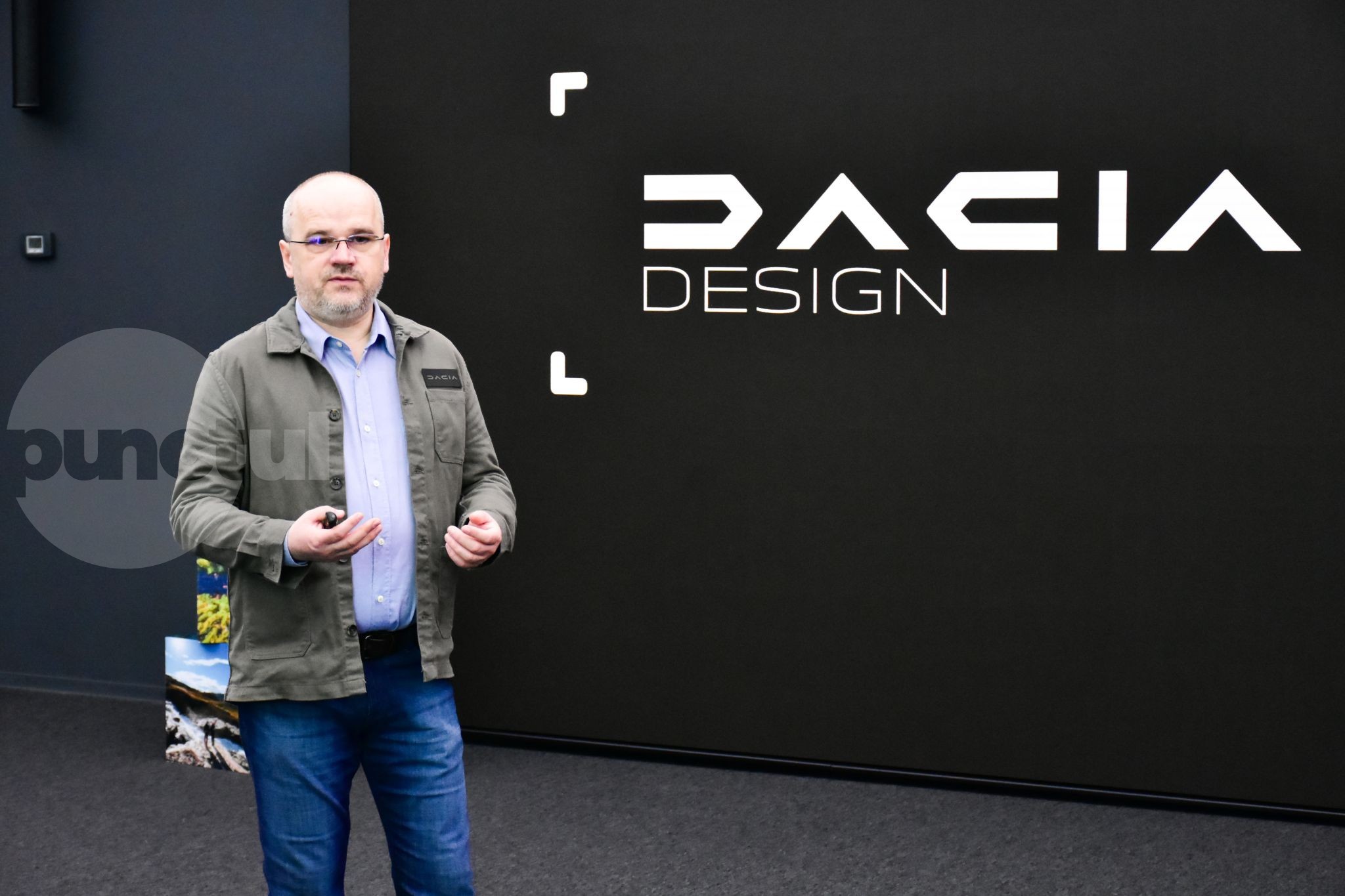 Târgumureșeanul Emanoel Derta conduce departamentul de design de la Dacia