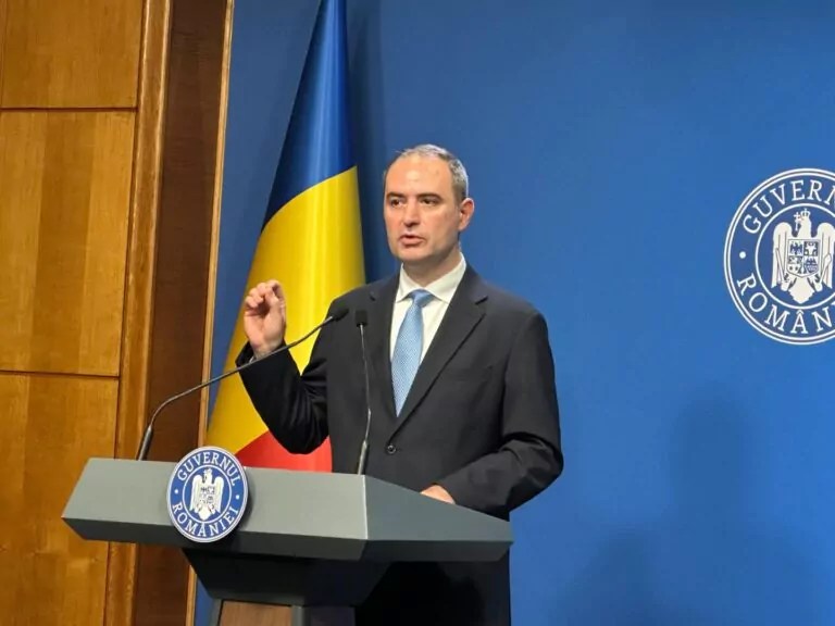 Guvernul introduce o nouă taxă fixă de 25 de lei pe coletele sub 150 de euro din fluxurile extracomunitare, vizând livrările din platforme precum Shein, Temu și Aliexpress
