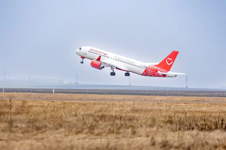 Compania aeriană românească AnimaWings va opera 12 rute noi din această toamnă