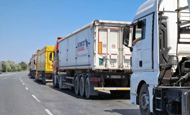 De azi noi tarife și amenzi de rovinietă și peaj pentru vehiculele de transport