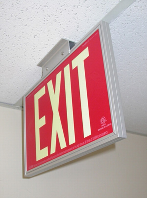 what is difference between die and exit in php