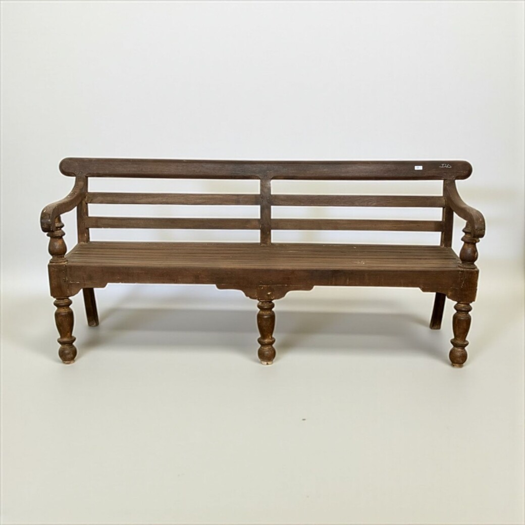 Purana Darwaza - Antique Teak Wood Furniture - Purana Darwaza