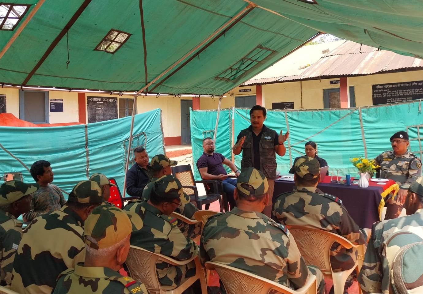 হাতীৰ সৈতে সহাৱস্থান : মেঘালয় বন বিভাগ-আৰণ্যকৰ উদ্যোগত বি এছ এফৰ বিষয়া – জোৱানৰ মাজত সজাগতা সৃষ্টি