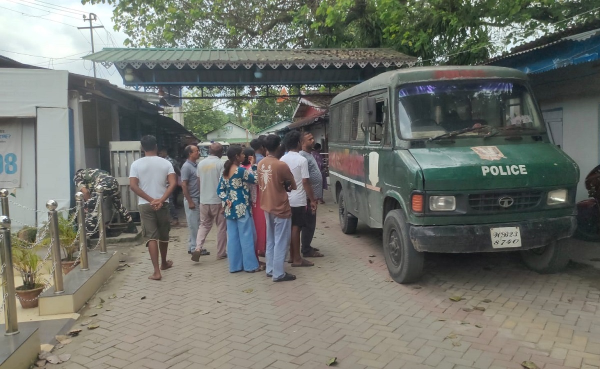 धमकी और रंगदारी के आरोप में गेटबाजार से तीन गिरफ्तार