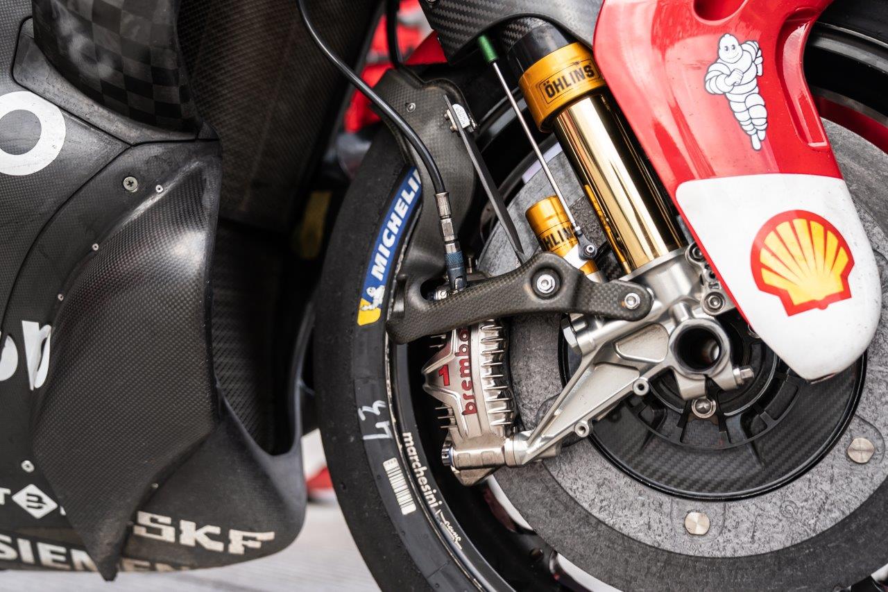 MotoGP, En 2022, le nouveau disque Brembo extra large fait ses débuts : 355 mm de diamètre