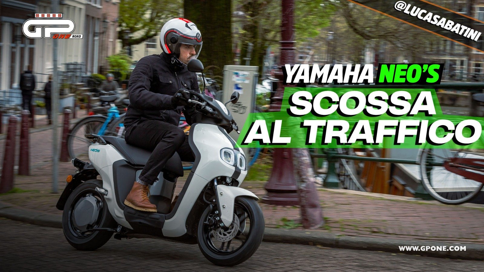 Test vidéo Yamaha Neo's : choc pour la circulation
