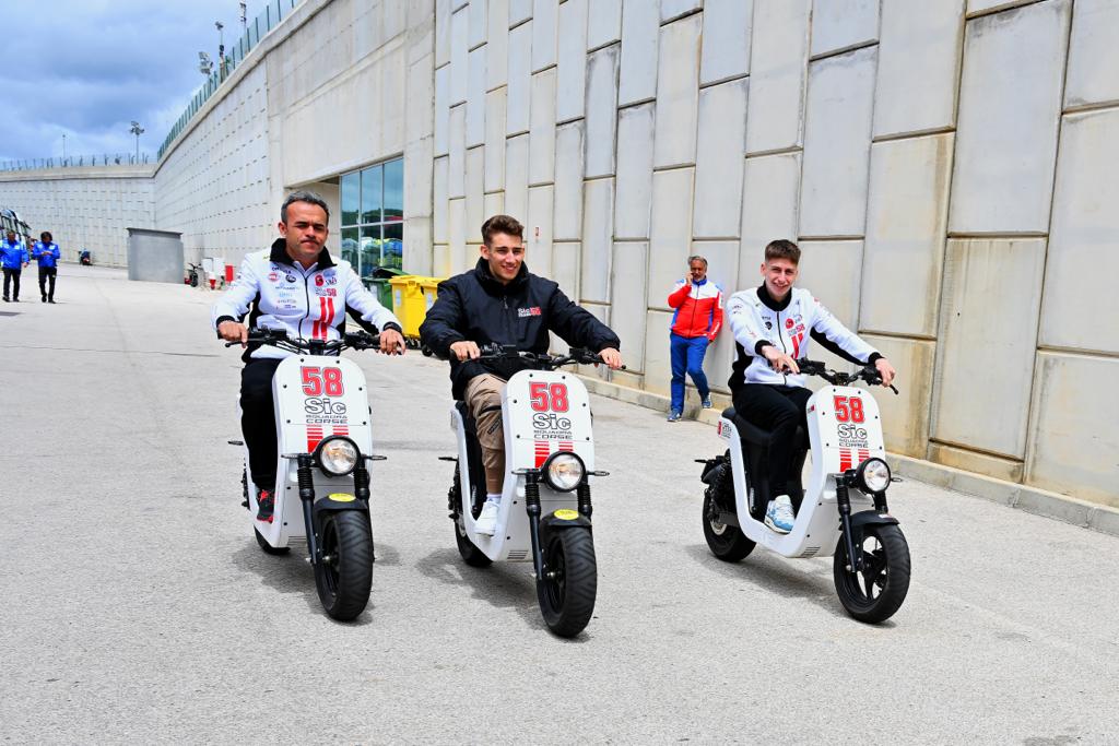 Scooter elettrici nel paddock MotoGP, Sic58