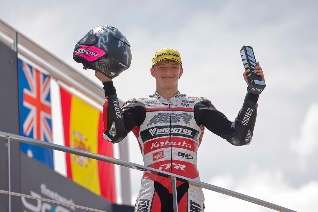 mattia-rato-podio-moto2-valencia