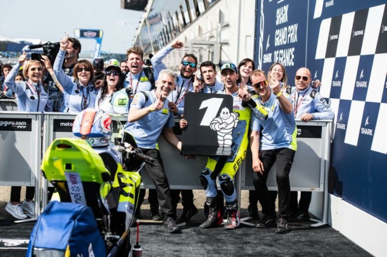 matteo-ferrari-gresini-viering-le-mans