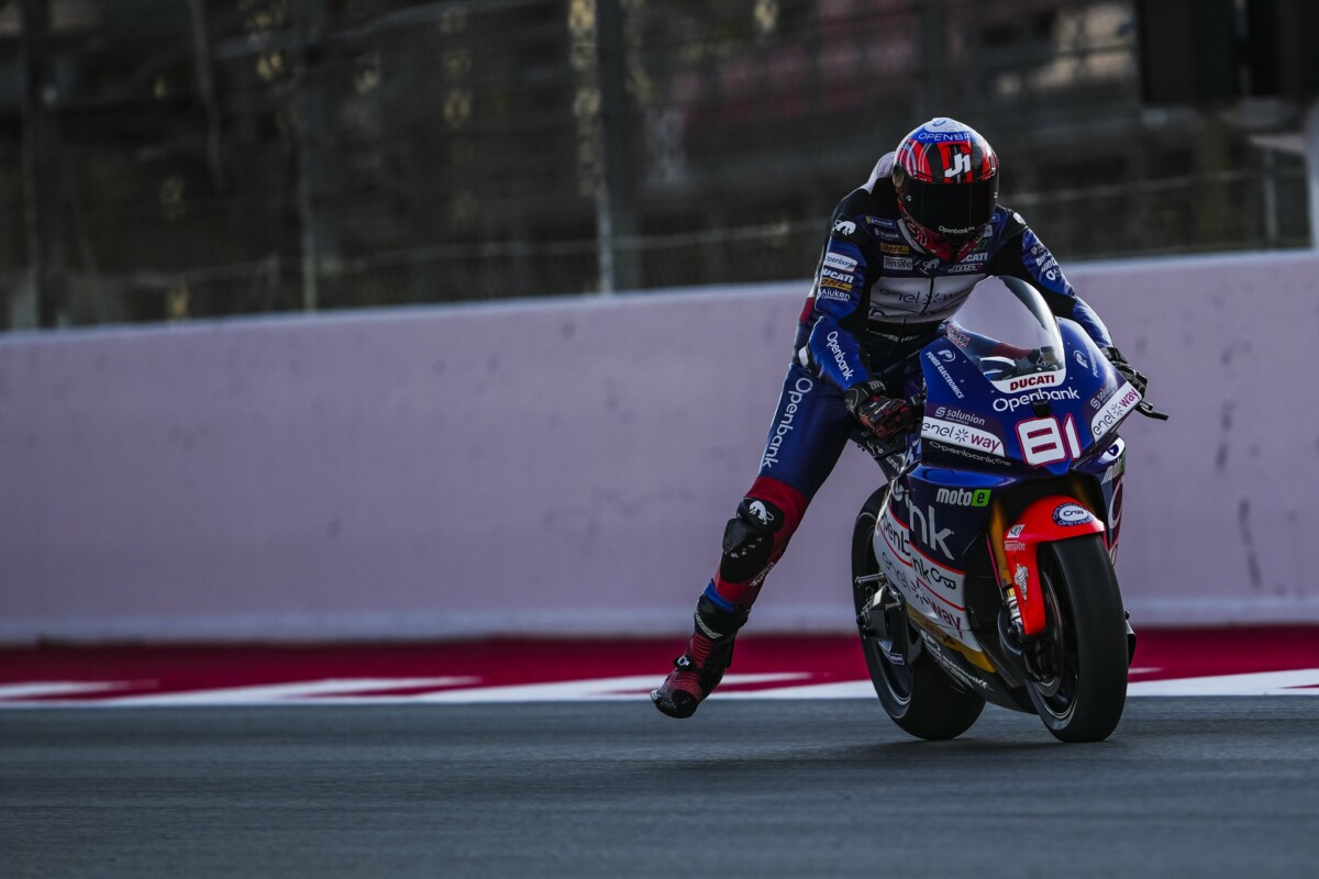 torres-pole-motoe-catalunya
