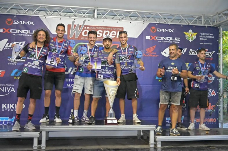 podium-trophée-regions-2023