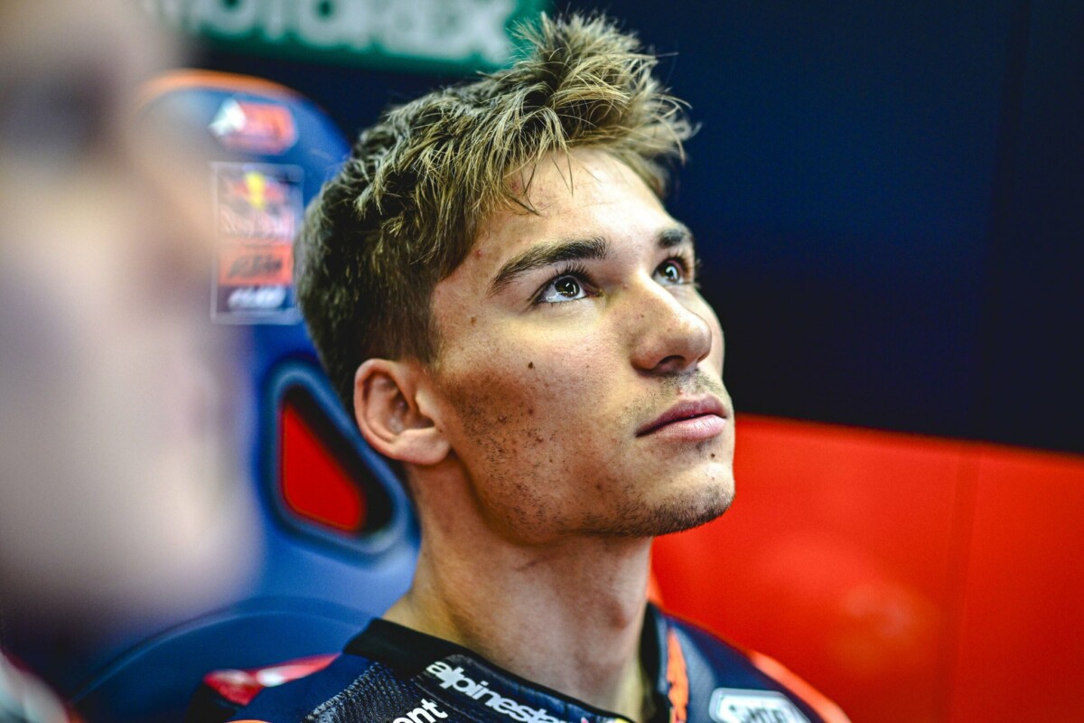 deniz-oncu-moto2-injury