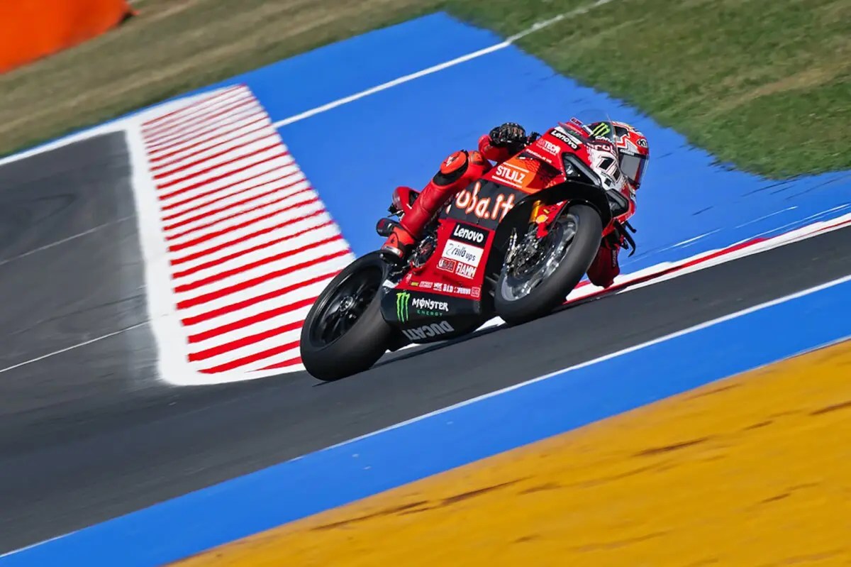 Nicolò Bulega, Superbike