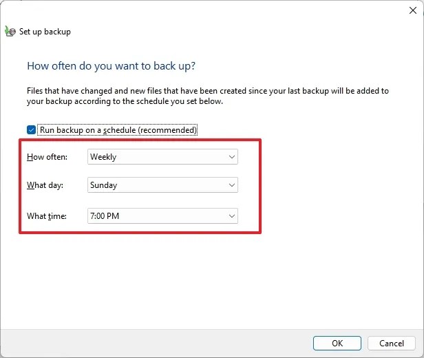 Windows 11 configure backup schedule