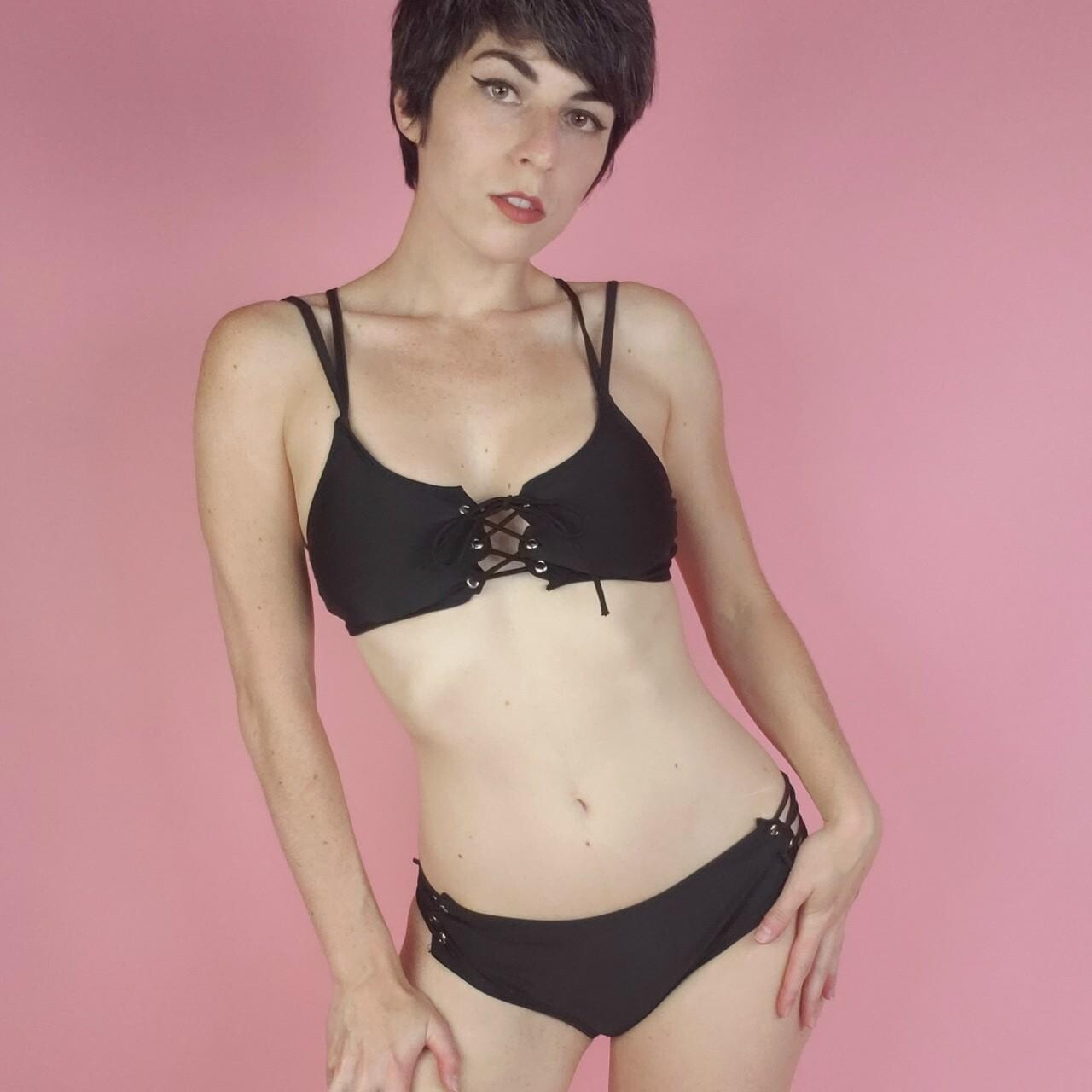 Изображение P0 515a34be68c26db3d0 в альбоме изображения simpcity 